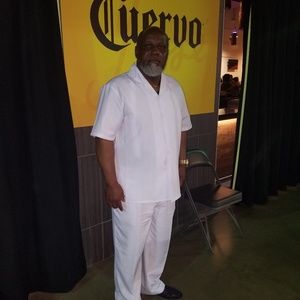 Meet your Posher, Jeffery